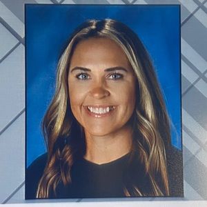Meet your Posher, Monica